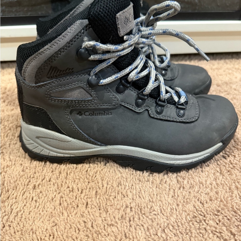 Columbia Women's Newton Ridge Plus Waterproof Hiking Boots